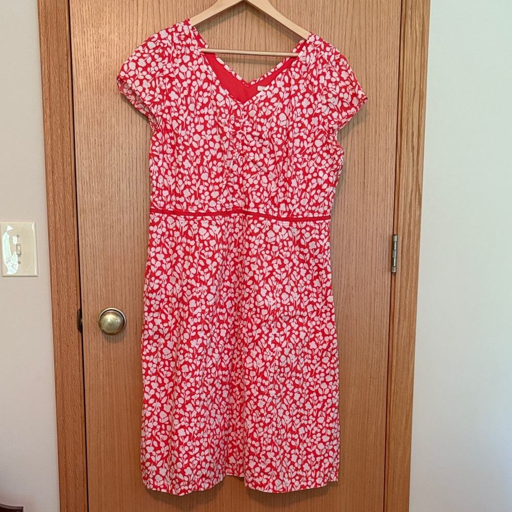 Boden 100% cotton floral print Vibrant Red and White Dress size 14